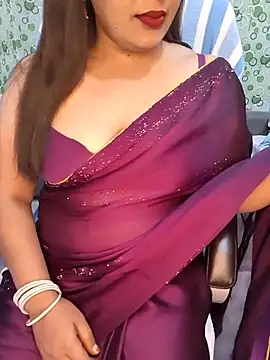 Snapshot of Cute-Raashii chatting on October 31, 2025, 4:25 pm Cute-Raashii online show from October 31, 2025, 4:25 pm