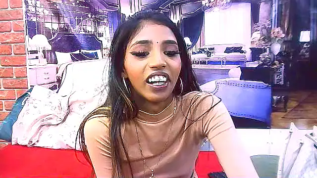 IndianSexySlender online show from December 3, 2025, 5:19 am