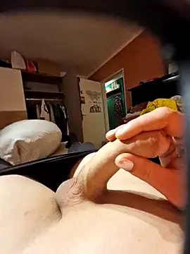 Josephine LIVE online show from February 14, 2026, 7:25 pm