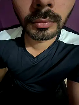 hotboysammy online show from November 30, 2025, 12:06 pm