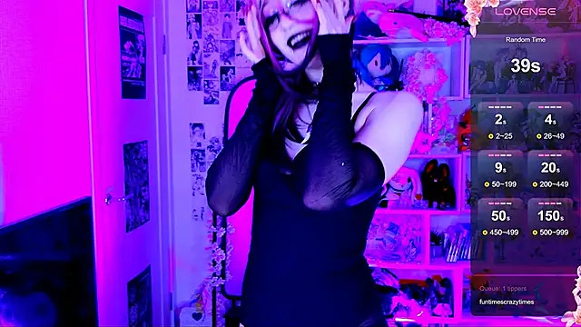 Snapshot of Aki__Ra chatting on April 21, 2026, 1:42 am Aki Ra online show from April 21, 2026, 1:42 am