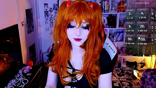 Snapshot of Aki__Ra chatting on April 24, 2026, 6:32 pm Aki Ra online show from April 24, 2026, 6:32 pm
