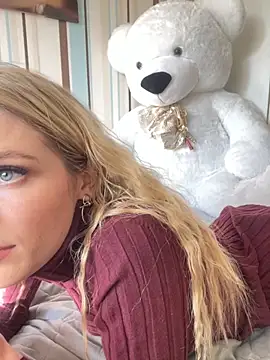 Liya my online show from November 3, 2025, 10:41 am