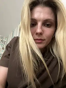 Snapshot of Liya_my chatting on May 17, 2026, 8:20 pm Liya my online show from May 17, 2026, 8:20 pm