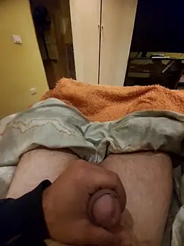 Snapshot of tiscopofortezozza chatting on April 9, 2026, 12:34 am tiscopofortezozza online show from April 9, 2026, 12:34 am