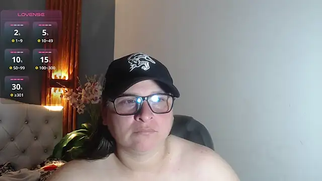 Snapshot of katty_femdom chatting on March 24, 2026, 9:42 am katty femdom online show from March 24, 2026, 9:42 am