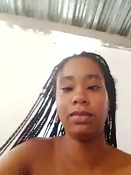 Snapshot of diabla_sexyboobs chatting on December 18, 2025, 2:21 pm diabla sexyboobs online show from December 18, 2025, 2:21 pm