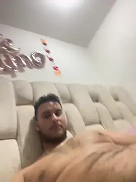 Snapshot of Cristian_099 chatting on March 15, 2025, 9:38 pm Cristian 099 online show from March 15, 2025, 9:38 pm