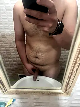 Snapshot of Cristian_099 chatting on November 3, 2025, 4:10 pm Cristian 099 online show from November 3, 2025, 4:10 pm