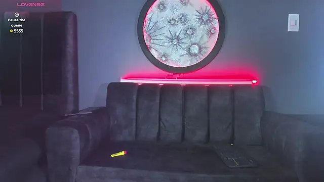 khriss brown online show from February 25, 2025, 8:32 pm