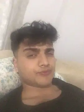 boy 3835 online show from March 7, 2025, 8:44 pm