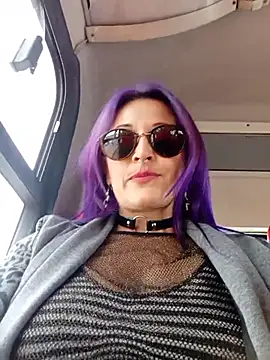 Snapshot of sophie_banger chatting on November 13, 2025, 6:56 pm sophie banger online show from November 13, 2025, 6:56 pm