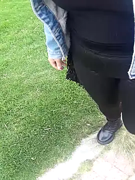 Snapshot of sophie_banger chatting on November 2, 2025, 6:46 pm sophie banger online show from November 2, 2025, 6:46 pm