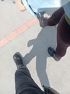 sophie banger online show from December 21, 2025, 6:42 pm