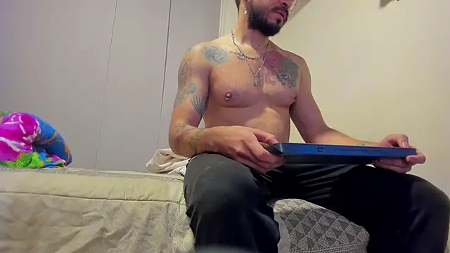 leondevereda online show from September 26, 2025, 1:23 am