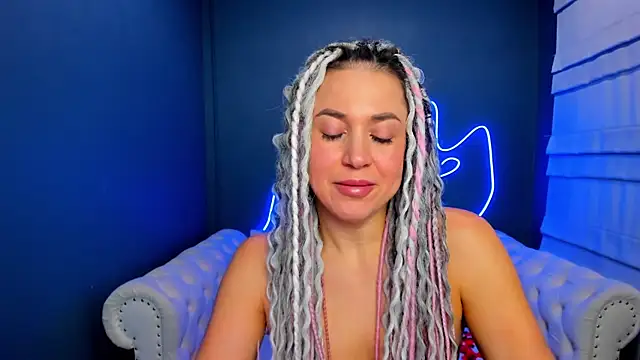 rock n roxy online show from November 29, 2025, 3:50 am