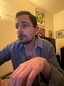 defbond420 online show from October 25, 2025, 11:05 pm