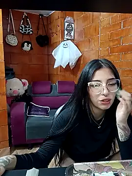 Raven  purple online show from March 9, 2025, 5:44 am