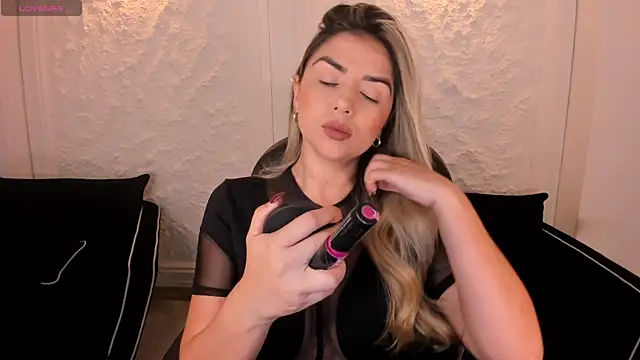 Snapshot of ChloePreston_ chatting on March 24, 2026, 11:43 am ChloePreston online show from March 24, 2026, 11:43 am