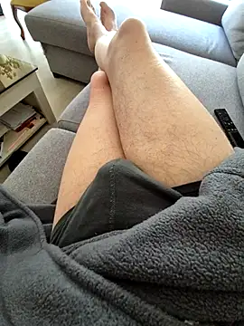 Snapshot of Bretoncool chatting on April 8, 2026, 12:17 pm Bretoncool online show from April 8, 2026, 12:17 pm