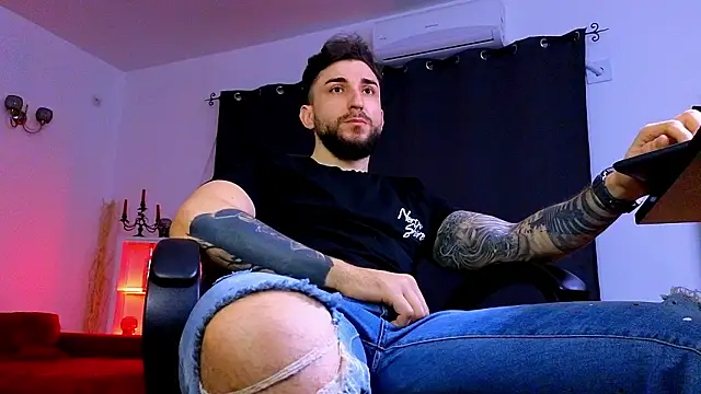 MightyAaron66 online show from February 28, 2026, 4:34 am