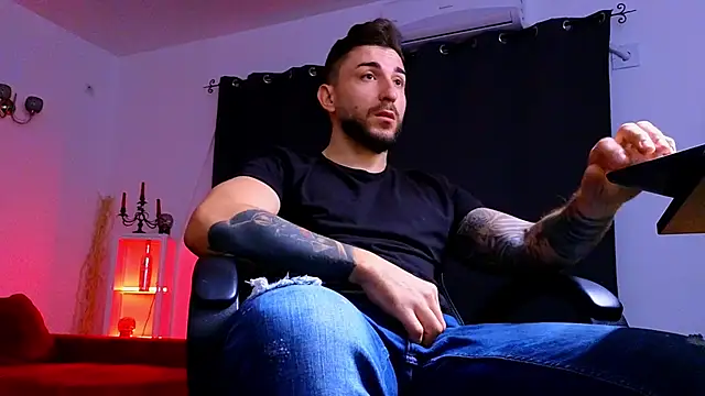 Snapshot of MightyAaron66 chatting on September 20, 2025, 3:00 am MightyAaron66 online show from September 20, 2025, 3:00 am