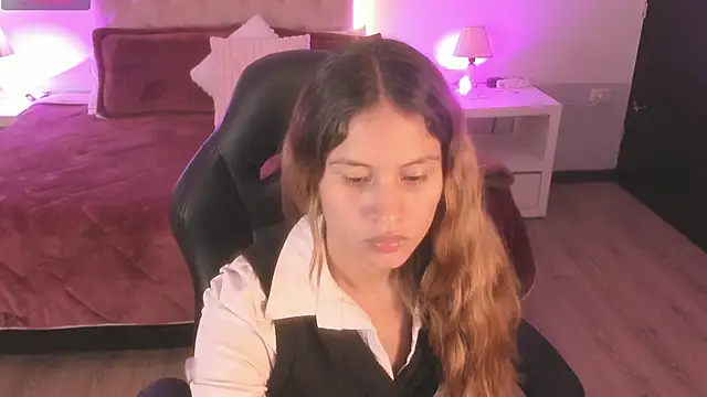 Tamy edwards online show from December 18, 2025, 12:42 pm