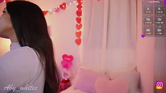 Snapshot of AbyWhitee chatting on March 10, 2026, 5:00 am AbyWhitee online show from March 10, 2026, 5:00 am