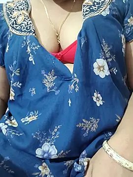 Snapshot of samitasharma chatting on April 23, 2026, 1:57 pm samitasharma online show from April 23, 2026, 1:57 pm