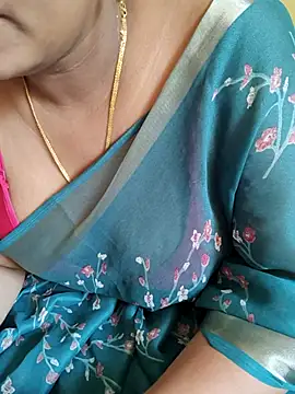 Snapshot of samitasharma chatting on May 30, 2026, 7:15 am samitasharma online show from May 30, 2026, 7:15 am