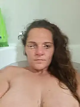 Snapshot of KillaKelli69 chatting on June 7, 2026, 1:49 pm KillaKelli69 online show from June 7, 2026, 1:49 pm