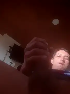 gigolopez1 online show from February 18, 2025, 12:06 pm