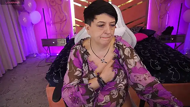 Snapshot of MilaSkyy chatting on February 23, 2025, 3:08 pm MilaSkyy online show from February 23, 2025, 3:08 pm