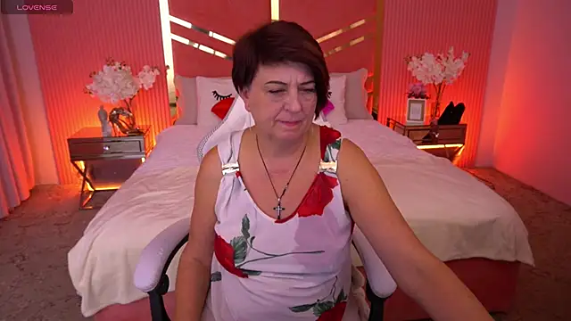 Snapshot of MilaSkyy chatting on October 11, 2025, 5:03 pm MilaSkyy online show from October 11, 2025, 5:03 pm