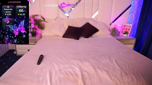 Snapshot of MilaSkyy chatting on October 25, 2025, 12:54 am MilaSkyy online show from October 25, 2025, 12:54 am