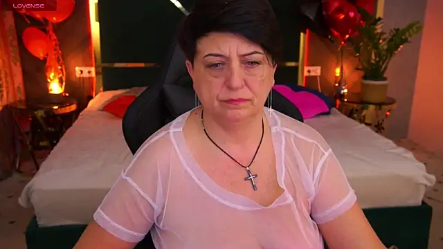 Snapshot of MilaSkyy chatting on February 27, 2025, 5:29 am MilaSkyy online show from February 27, 2025, 5:29 am