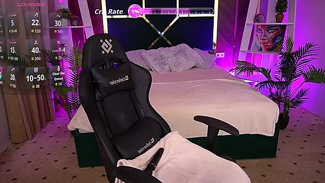 Snapshot of MilaSkyy chatting on October 18, 2025, 2:46 am MilaSkyy online show from October 18, 2025, 2:46 am