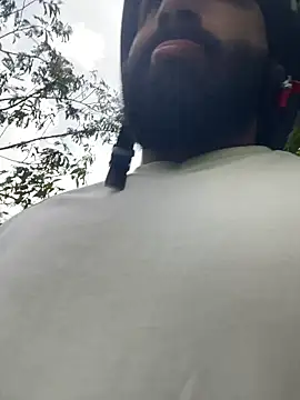 Snapshot of Lyon_vach chatting on December 14, 2025, 8:25 pm Lyon vach online show from December 14, 2025, 8:25 pm