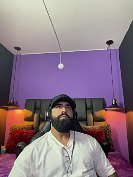 Snapshot of Lyon_vach chatting on November 28, 2025, 12:22 am Lyon vach online show from November 28, 2025, 12:22 am