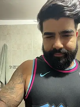 Snapshot of Lyon_vach chatting on November 22, 2025, 10:30 pm Lyon vach online show from November 22, 2025, 10:30 pm