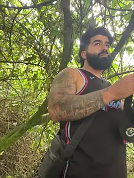 Snapshot of Lyon_vach chatting on November 4, 2025, 8:01 pm Lyon vach online show from November 4, 2025, 8:01 pm