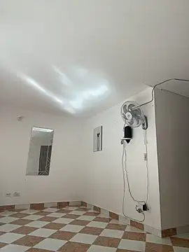 Snapshot of Lyon_vach chatting on November 7, 2025, 7:51 pm Lyon vach online show from November 7, 2025, 7:51 pm