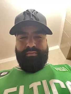 Snapshot of Lyon_vach chatting on November 20, 2025, 1:01 pm Lyon vach online show from November 20, 2025, 1:01 pm