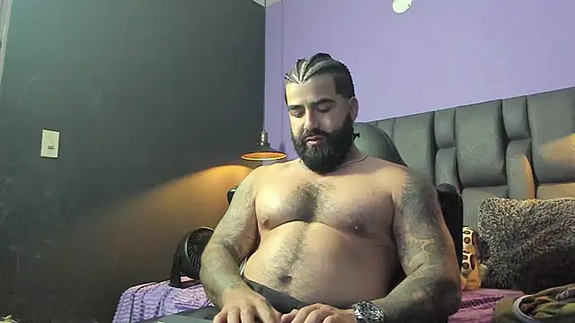 Snapshot of Lyon_vach chatting on December 3, 2025, 1:50 am Lyon vach online show from December 3, 2025, 1:50 am