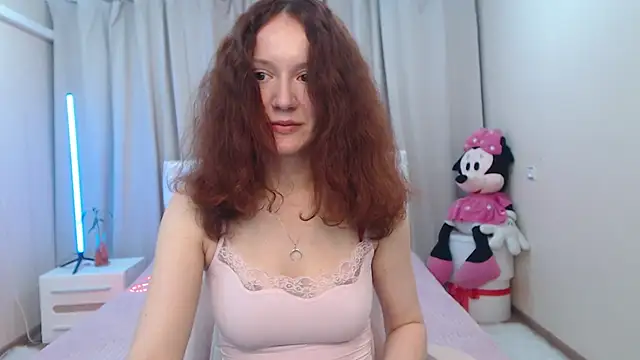 Snapshot of BarbaraStily chatting on May 7, 2026, 6:39 am BarbaraStily online show from May 7, 2026, 6:39 am