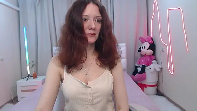 Snapshot of BarbaraStily chatting on May 20, 2026, 6:43 am BarbaraStily online show from May 20, 2026, 6:43 am