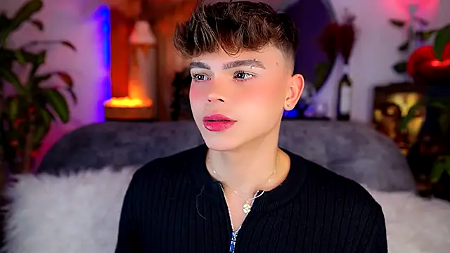 Snapshot of PRINCE_STEV chatting on December 5, 2025, 12:43 am PRINCE STEV online show from December 5, 2025, 12:43 am