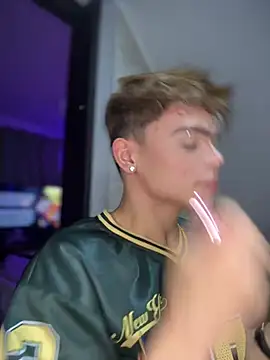 Snapshot of PRINCE_STEV chatting on March 15, 2025, 1:08 am PRINCE STEV online show from March 15, 2025, 1:08 am