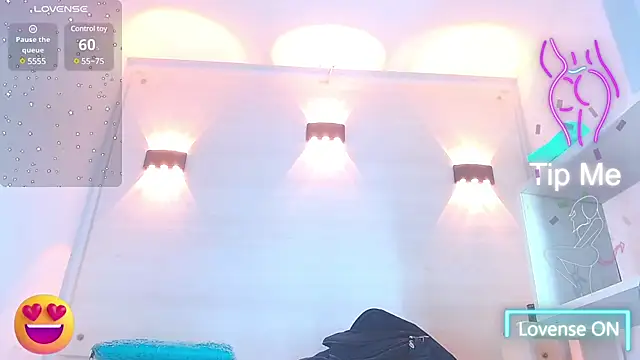 Snapshot of Molly_Spears chatting on February 25, 2025, 3:31 pm Molly Spears online show from February 25, 2025, 3:31 pm