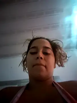 LaurenWelly  online show from April 23, 2026, 12:29 pm